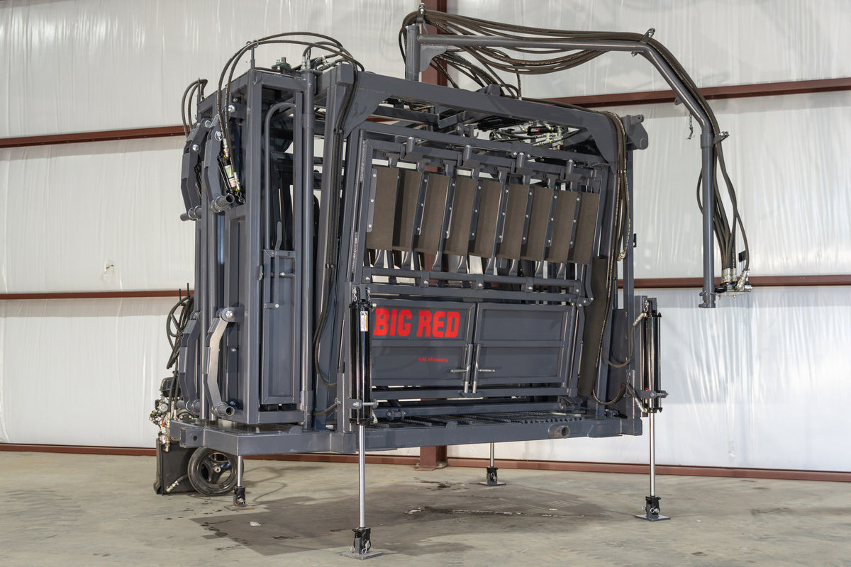 Big Red XL cattle chute