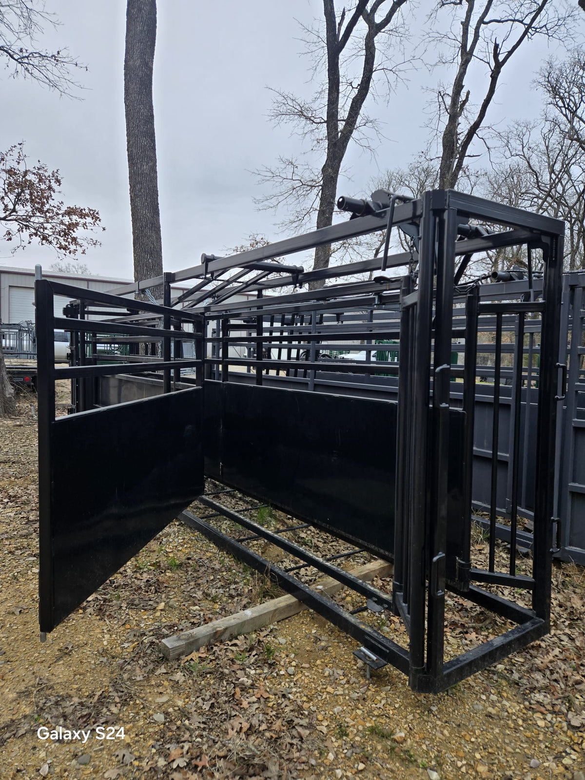 Stationary Adjustable Alley