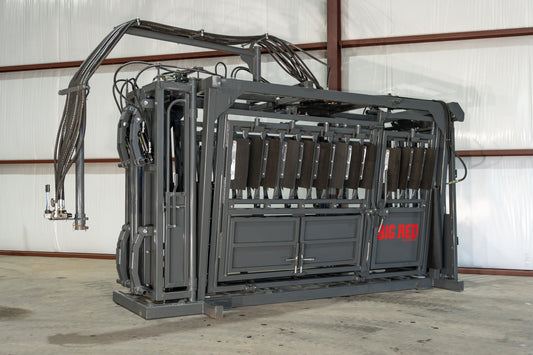 Big Red XL cattle chute