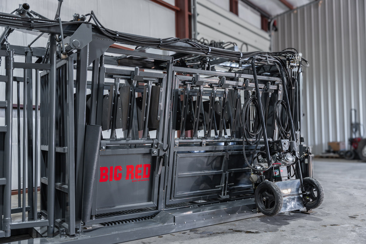 Big Red XL cattle chute